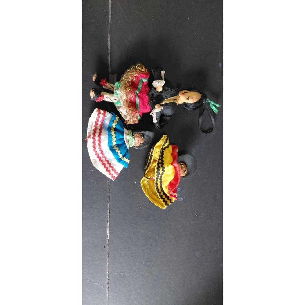 Collectible Vintage Folk Art Handmade Souvenirs Mexican Dolls Traditional Dress